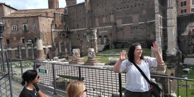 Rebecca Futo Kennedy teaching in Rome